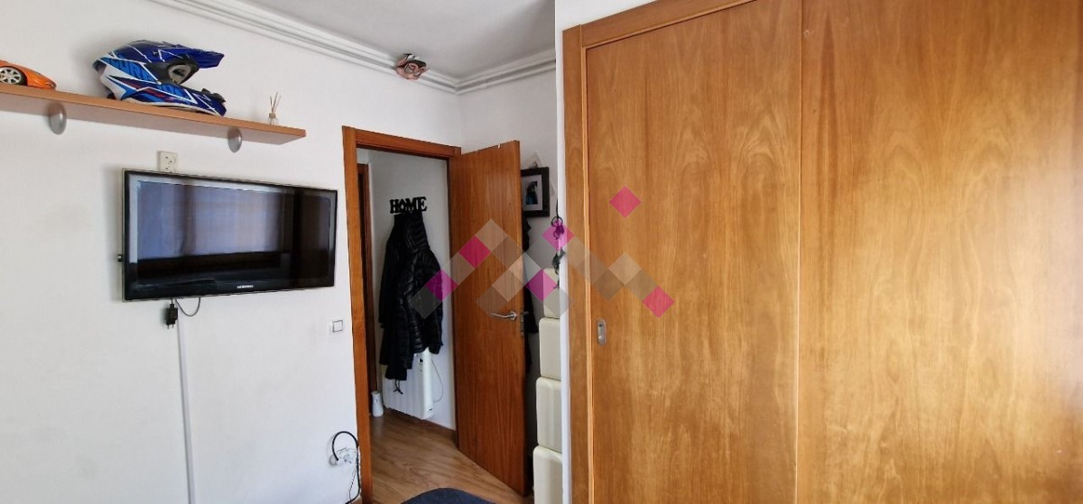 A Santa Coloma apartment ideal for investors.-Santa Coloma-