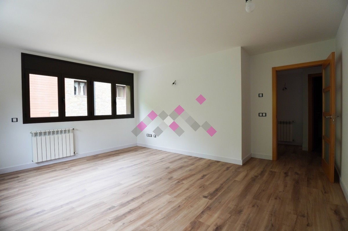 Appartement de nouvelle construction dans le beau village de Llorts a Ordino-Ordino-