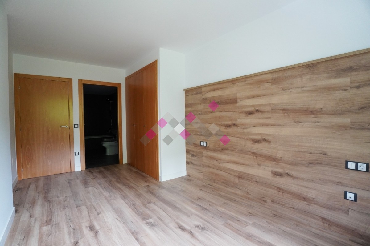 New construction apartment in the beautiful town of Llorts a Ordino-Ordino-